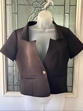 Favori Women's Short Sleeve Black Blazer Jacket